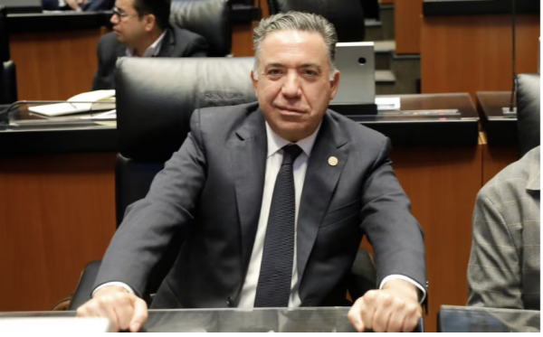 ‘Soy abogado de mí mismo’: Senador Enrique Inzunza niega estar en contacto con EU